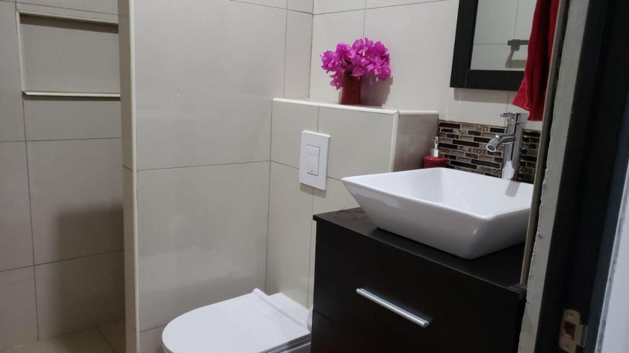 Cg Apartment - Flamboyan วิลเลมสตัด ภายนอก รูปภาพ