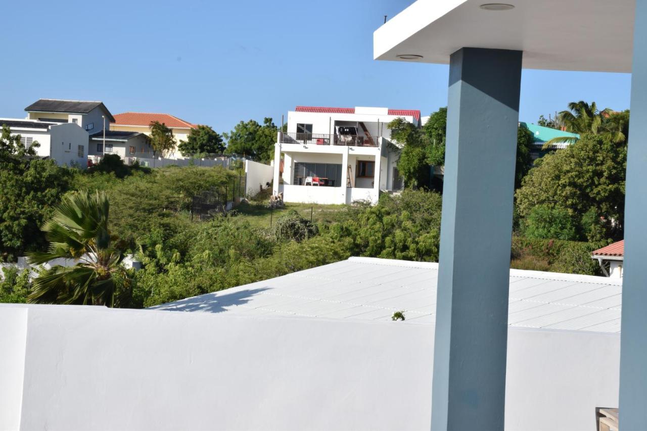 Cg Apartment - Flamboyan วิลเลมสตัด ภายนอก รูปภาพ